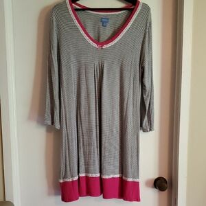 Simply Vera Vera Wang Grey/white Striped With Pink Trim Nightgown